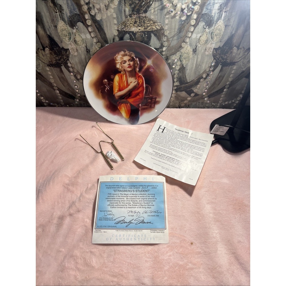 snb. Marilyn Monroe Plate The Strasberg student Delphi 8 1/8" W